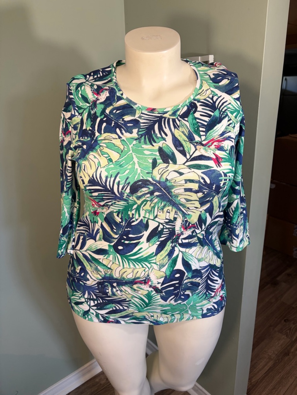 68. Olsen Tropical Leaf Print Women’s Top - Green Navy